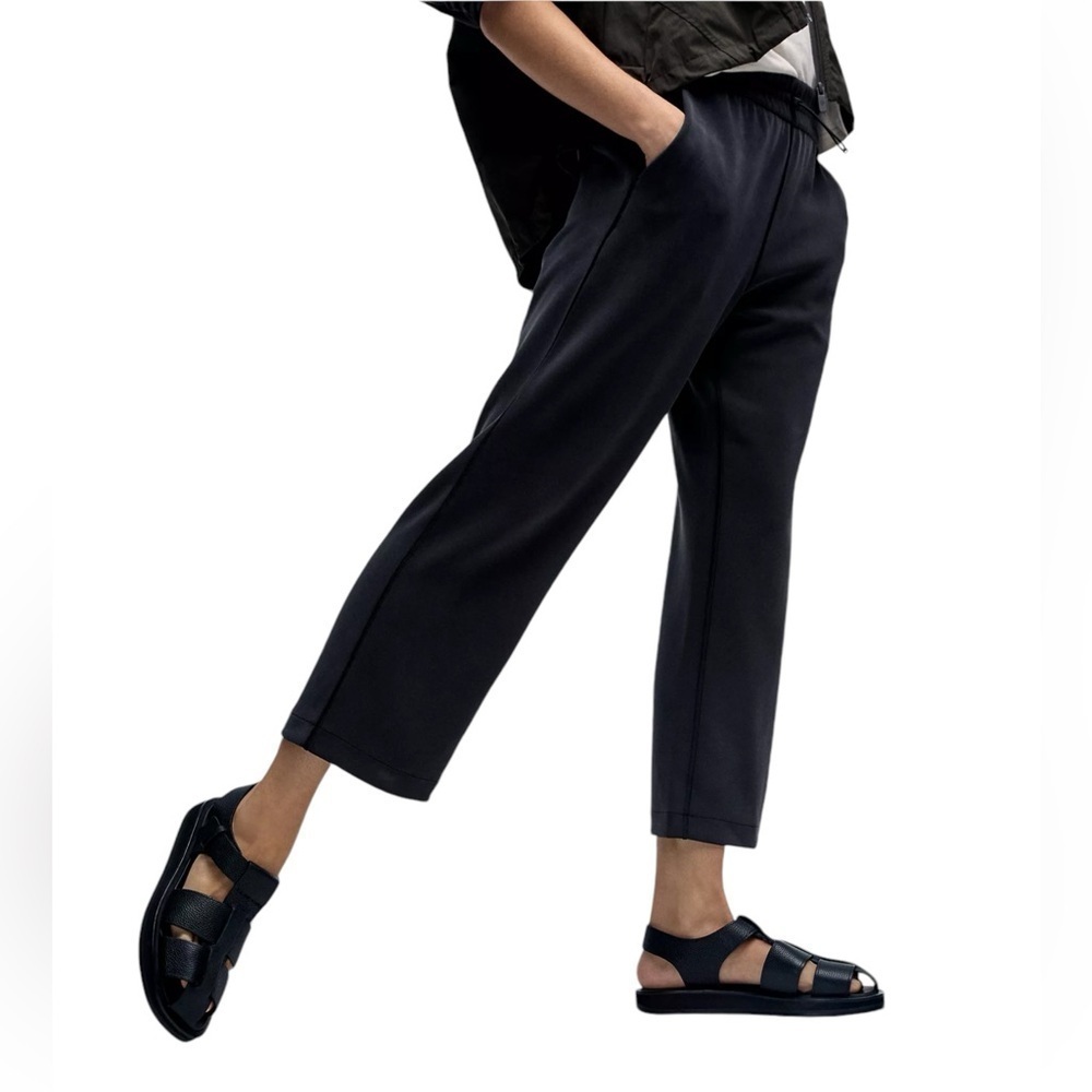 Lululemon Softstreme High-rise Straight Cropped Pant Sz 2 Black
